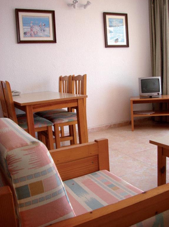 Apartamentos Lido Ібіца Номер фото