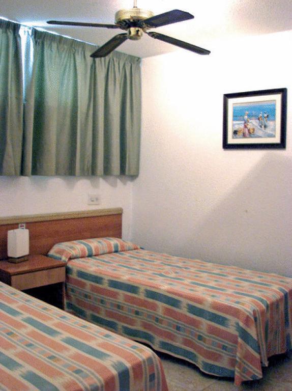 Apartamentos Lido Ібіца Номер фото